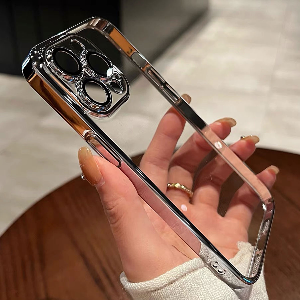 Роскошный прозрачный силиконов – обзор и цена Luxury Plating Case
